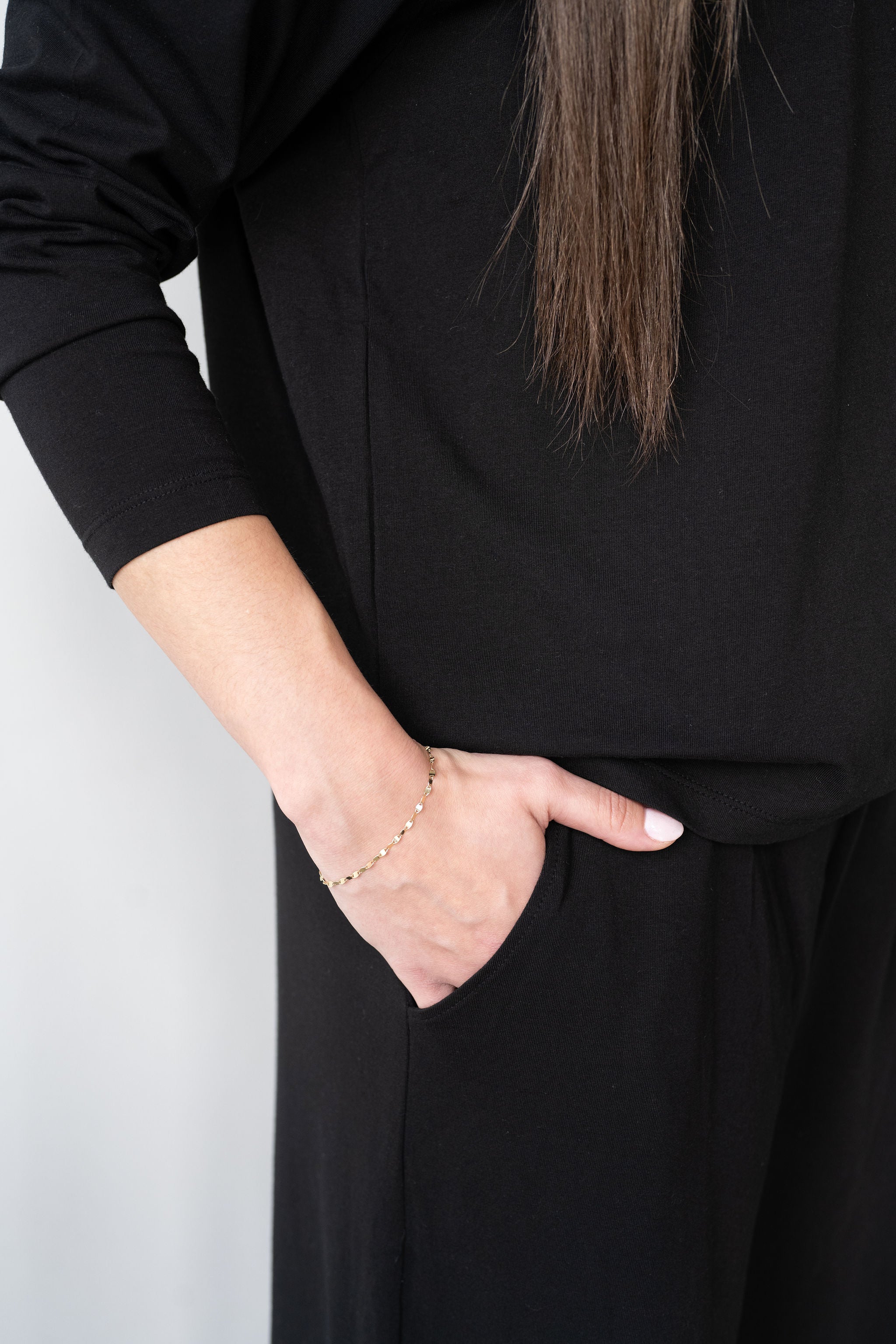 *PRE-ORDER* Women's Long Set - BLACK